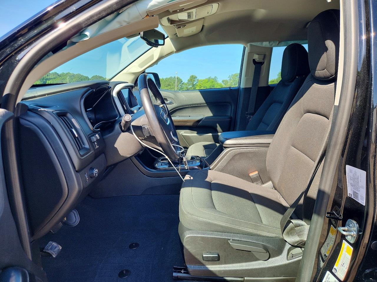 GMC Canyon Elevation
