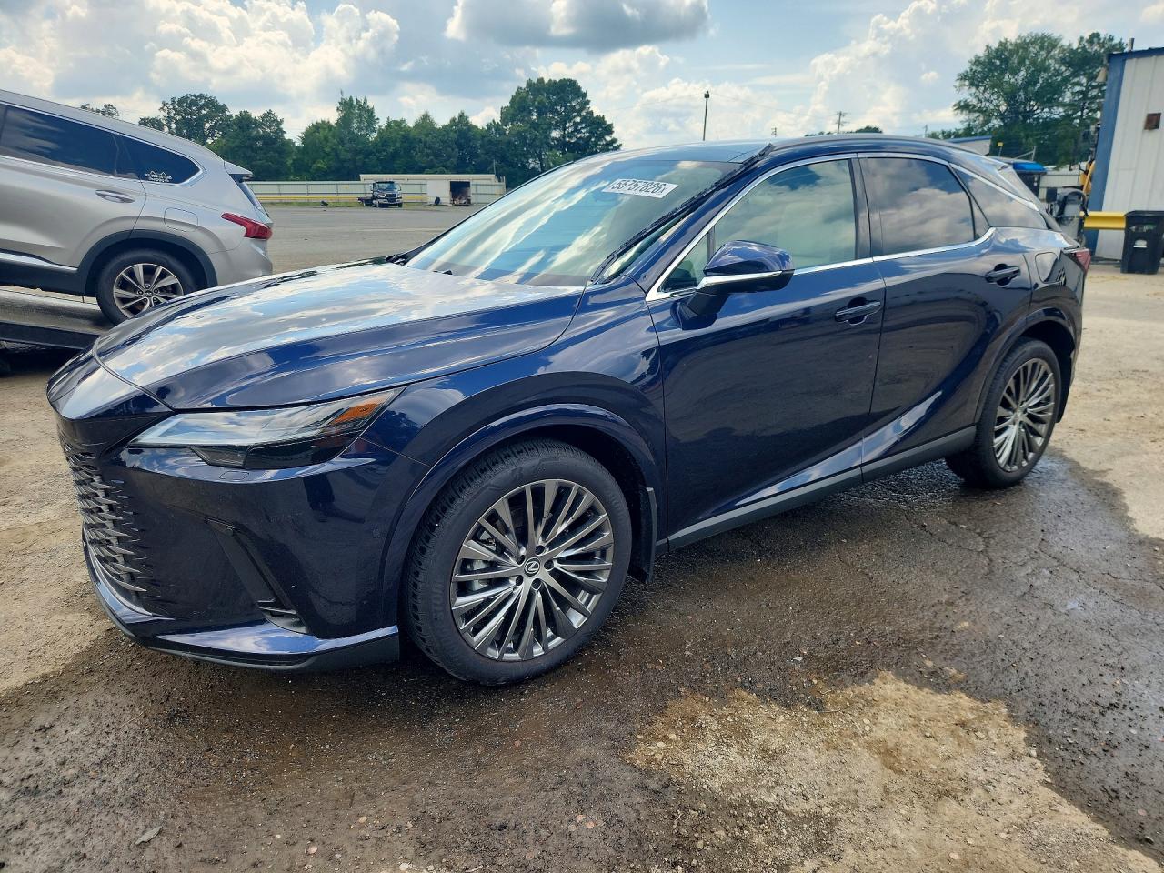 Salvage Lexus RX Image