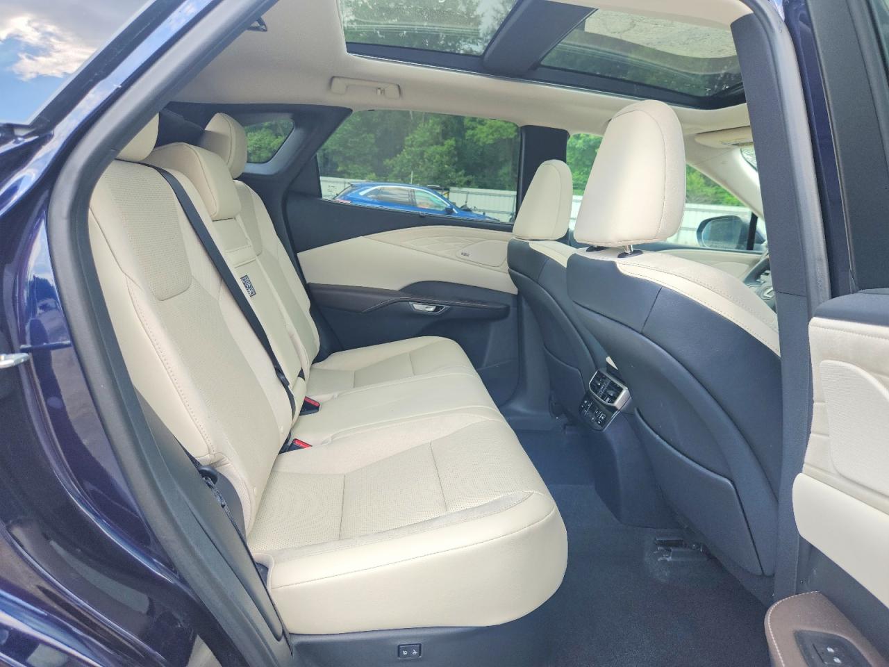 Lexus RX Luxury