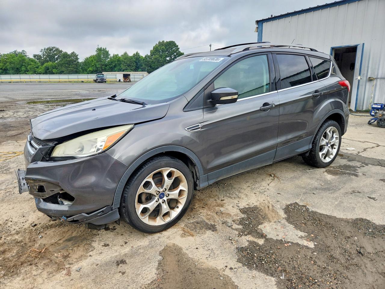 Salvage Ford Escape Image