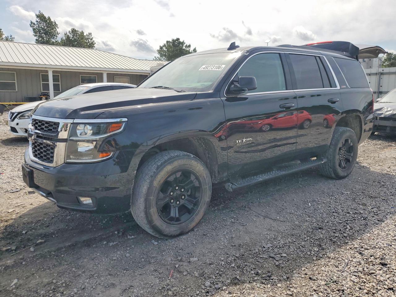 Salvage Chevrolet Tahoe Image
