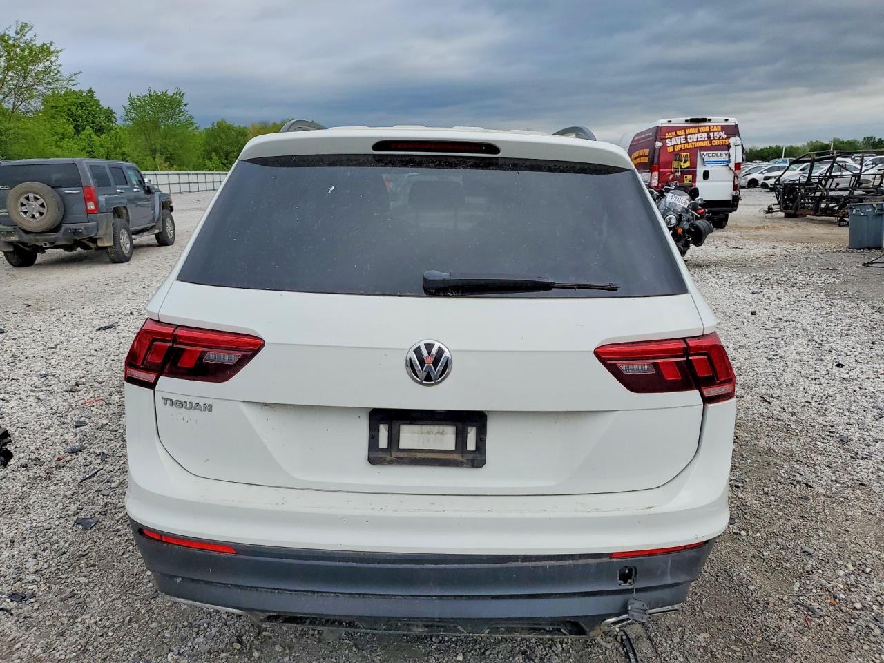 Volkswagen Tiguan S
