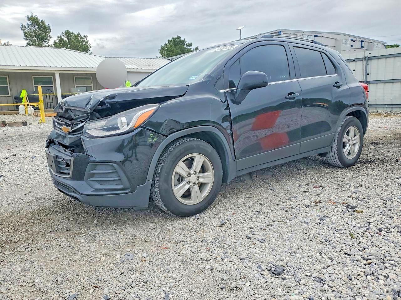 Salvage Chevrolet Trax Image