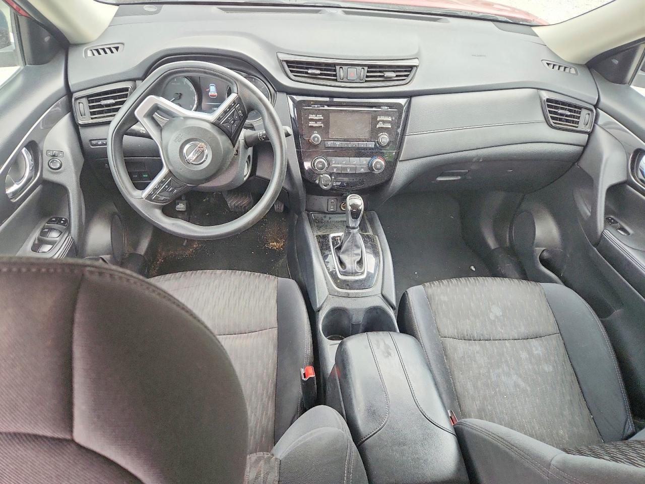 Nissan Rogue S