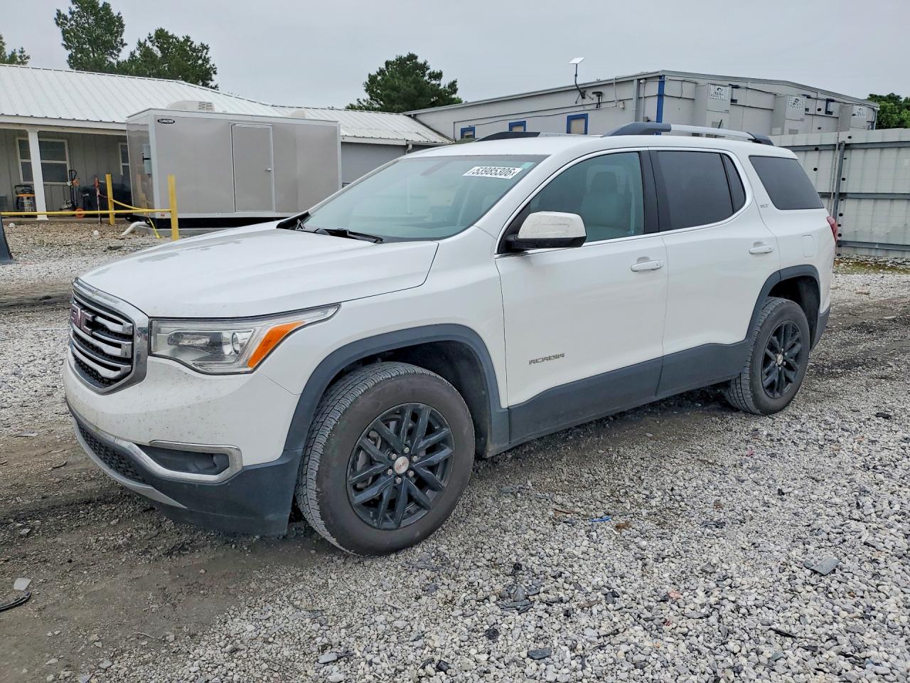 Salvage GMC Acadia Image