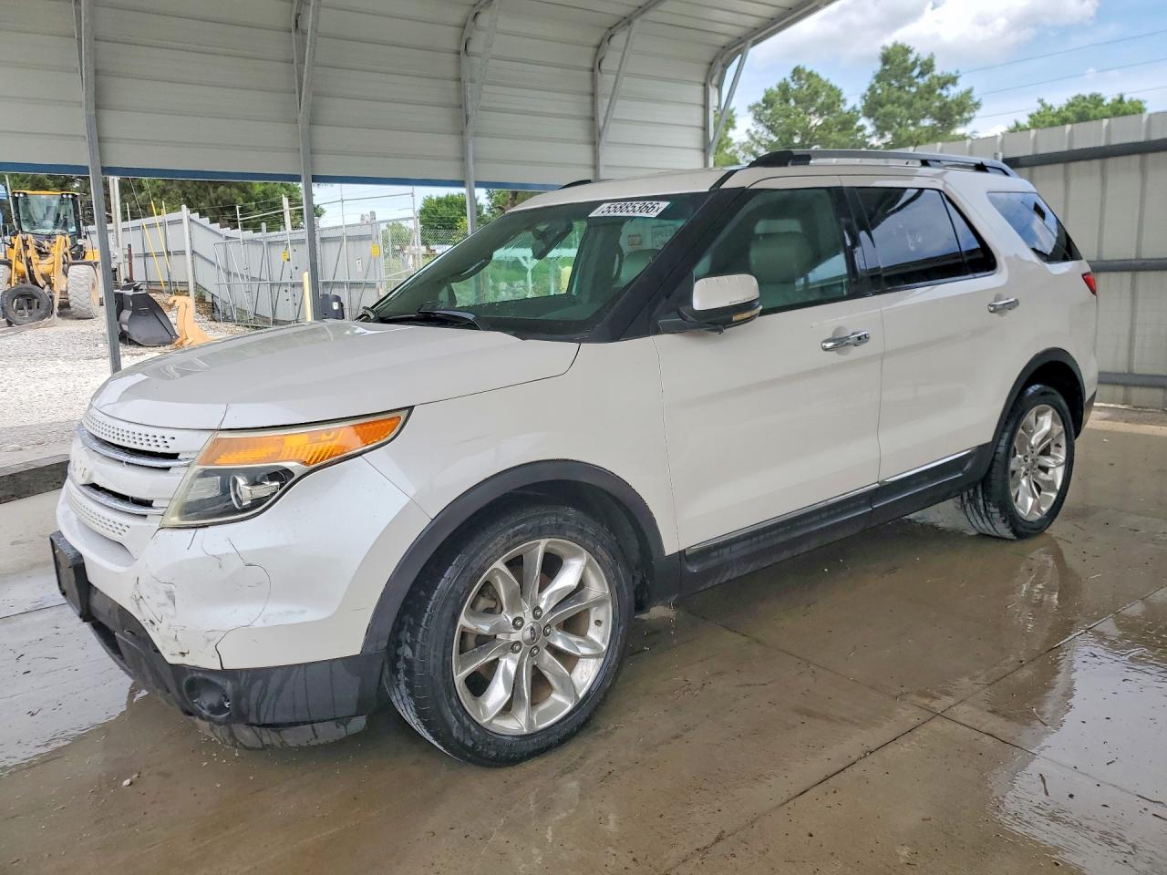Salvage Ford Explorer Image
