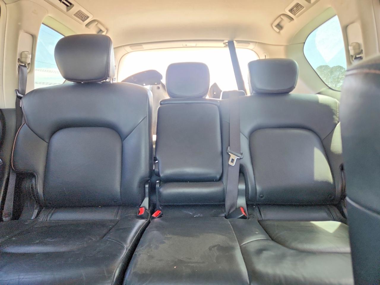 Nissan Armada Sl