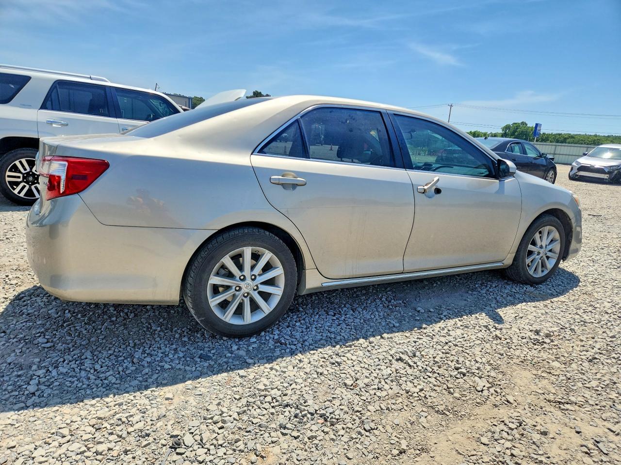 Toyota Camry Xle