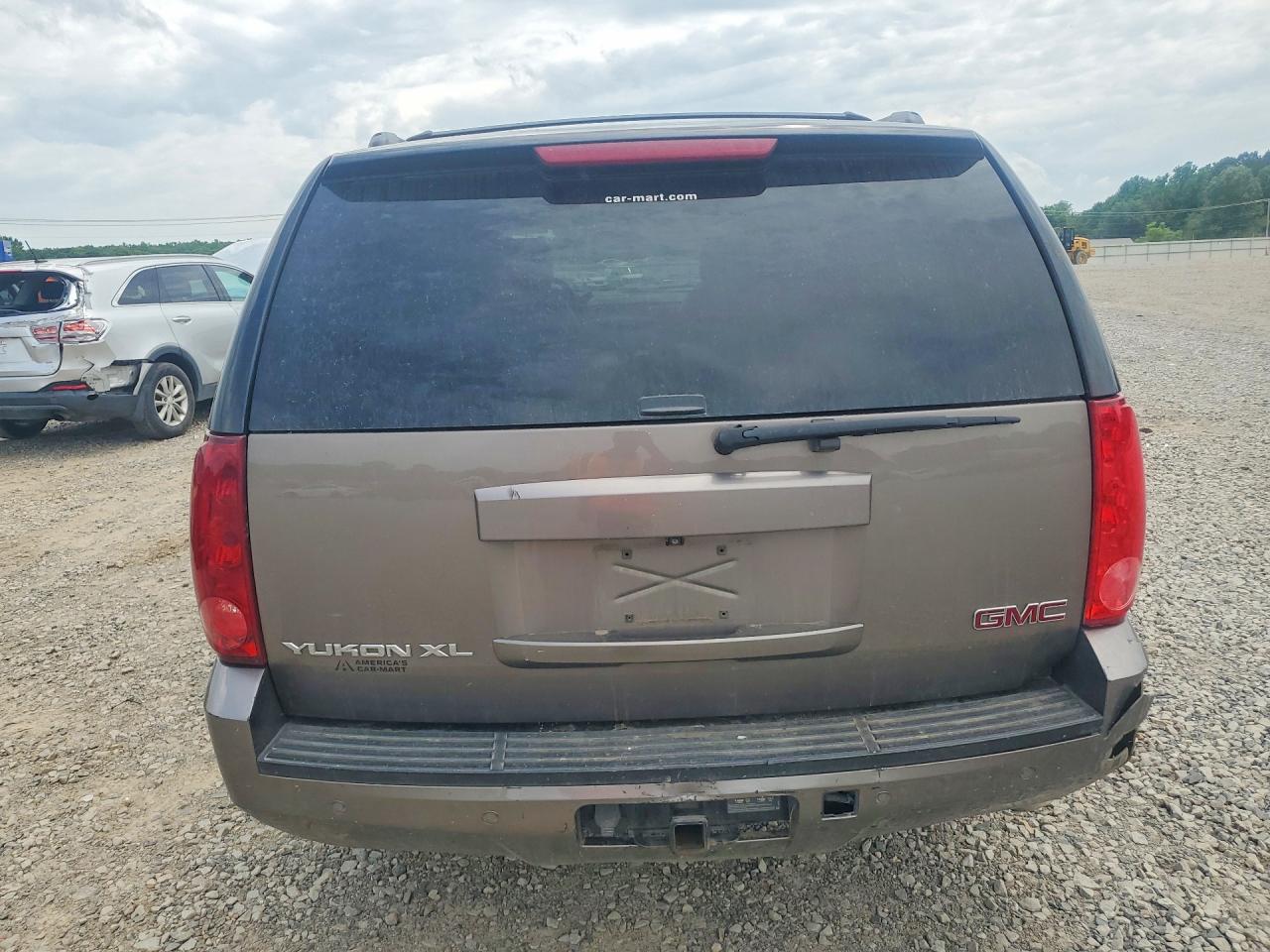 GMC Yukon C1500 Slt