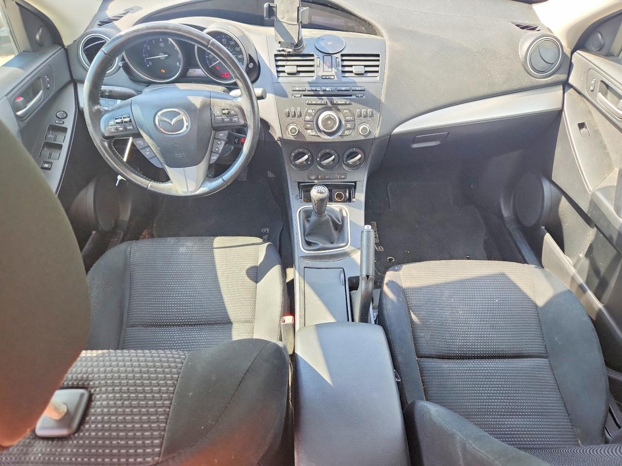 Mazda 3 I