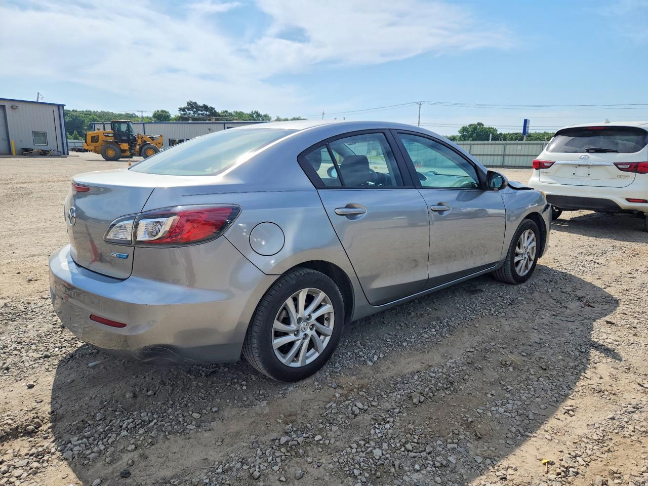 Mazda 3 I