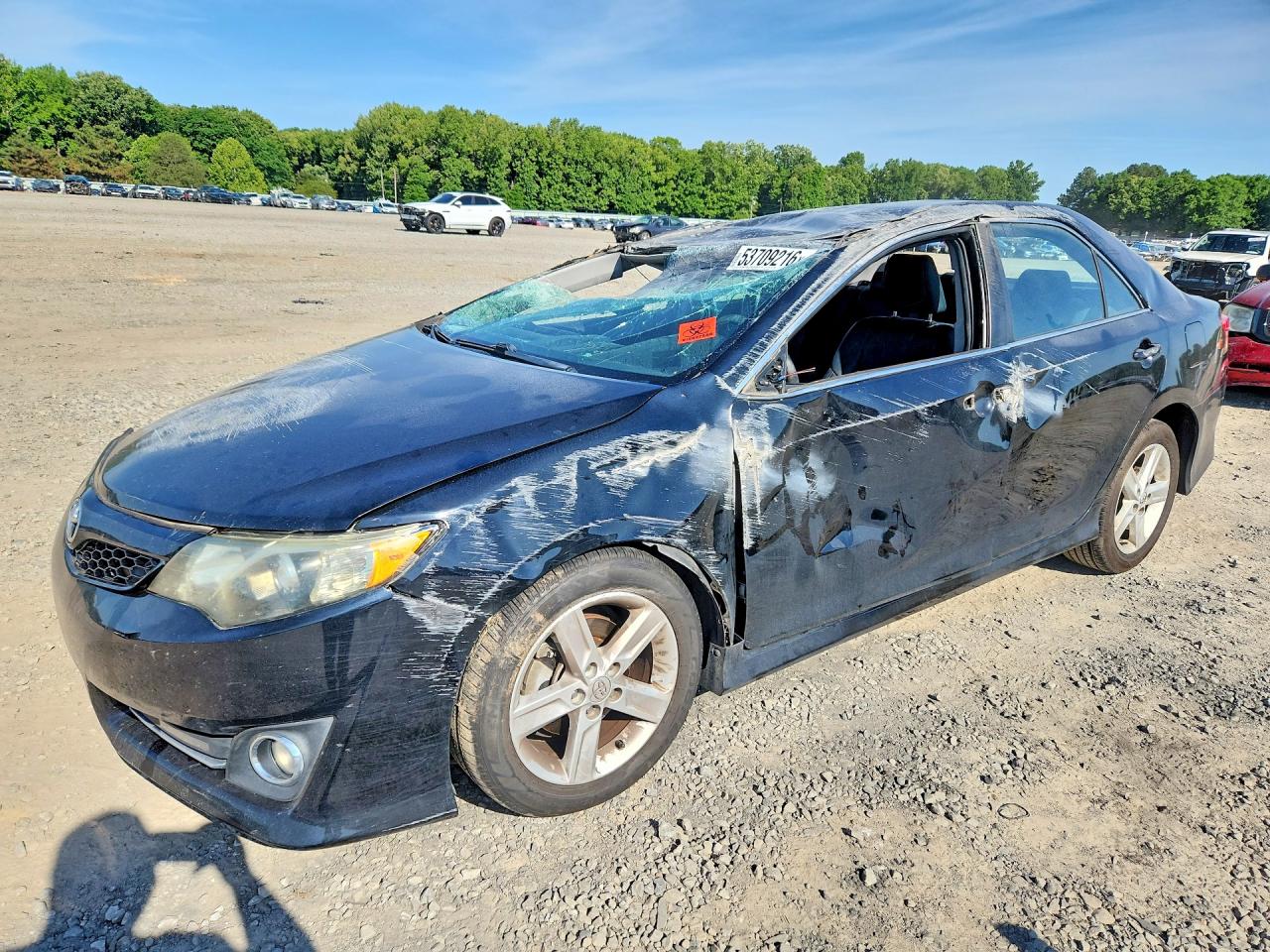 Salvage Toyota Camry Image
