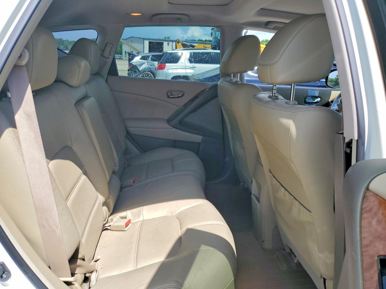 Nissan Murano S
