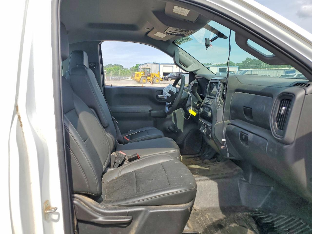 Chevrolet Silverado C1500