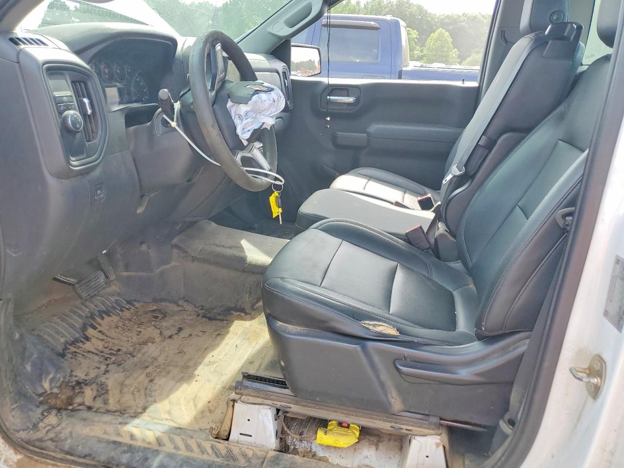 Chevrolet Silverado C1500