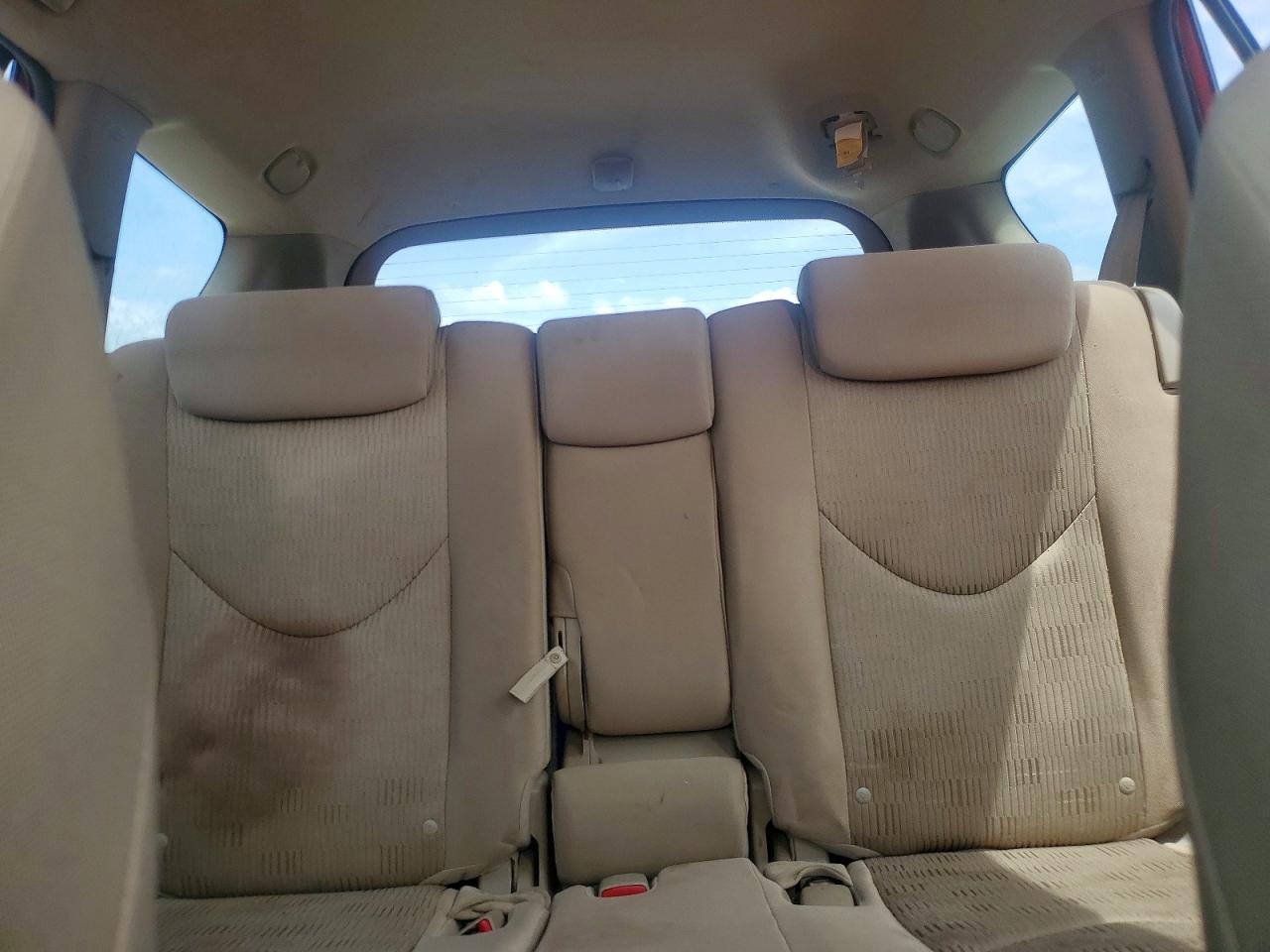 Toyota RAV4 Base