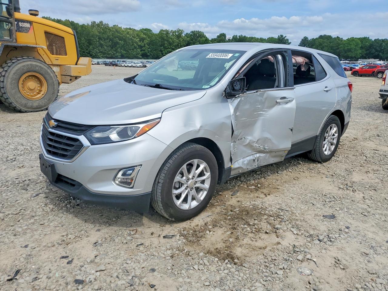 Salvage Chevrolet Equinox Image