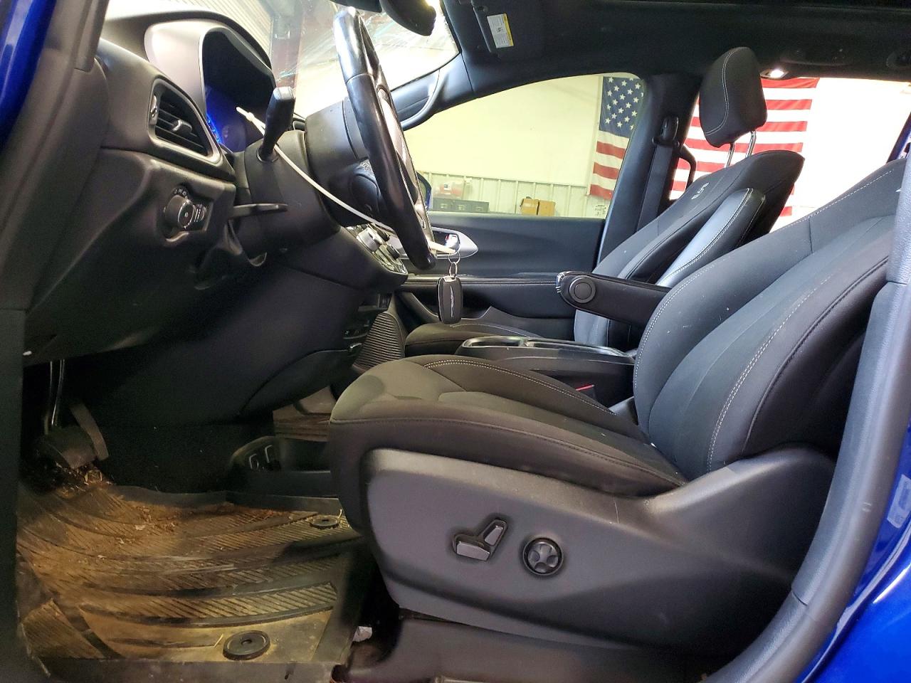 Chrysler Pacifica Touring