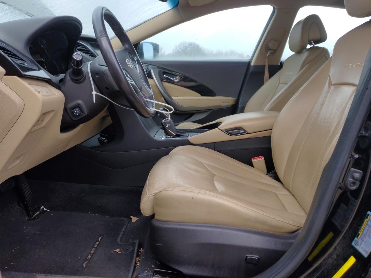 Hyundai Azera Base