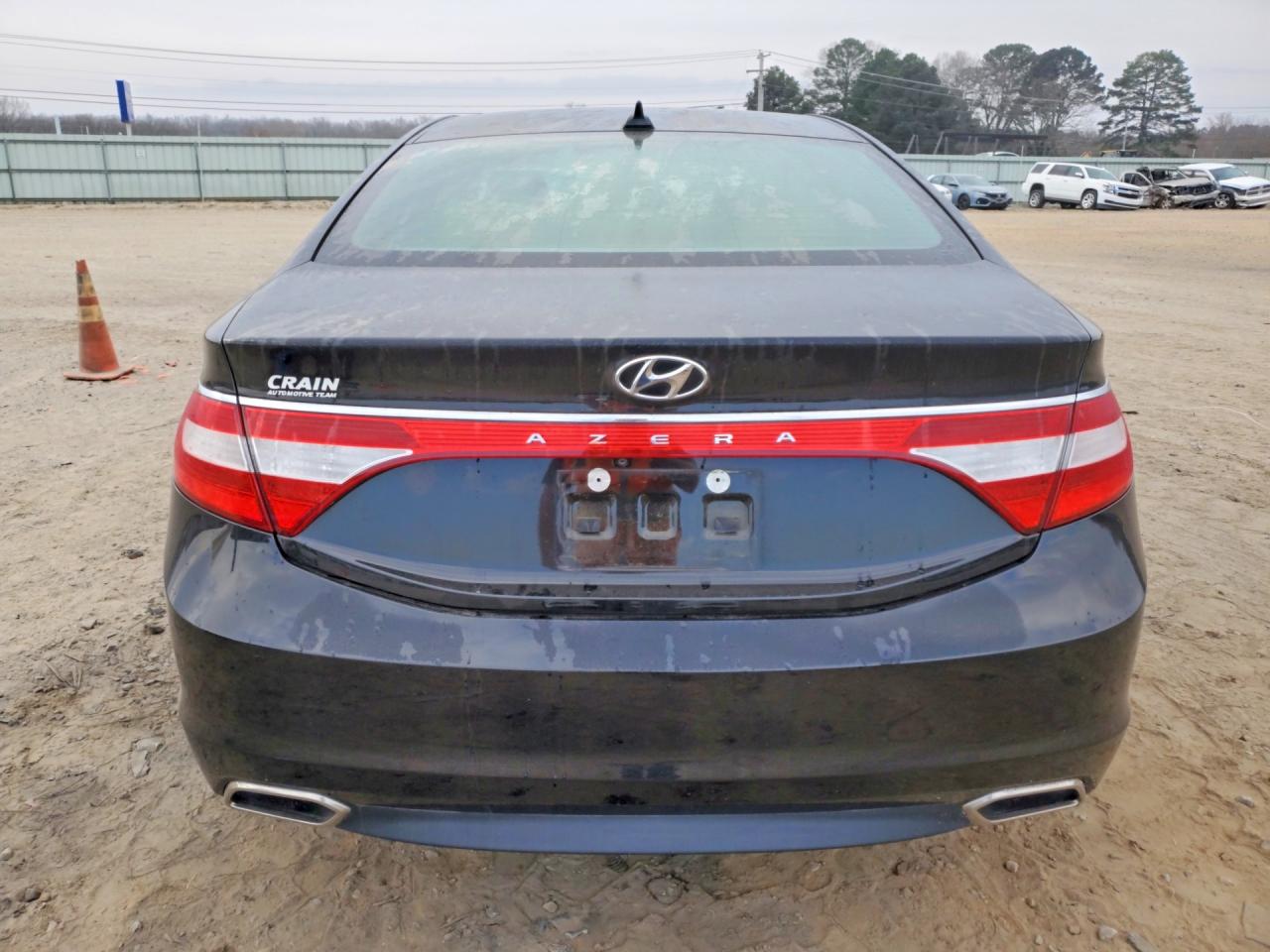 Hyundai Azera Base