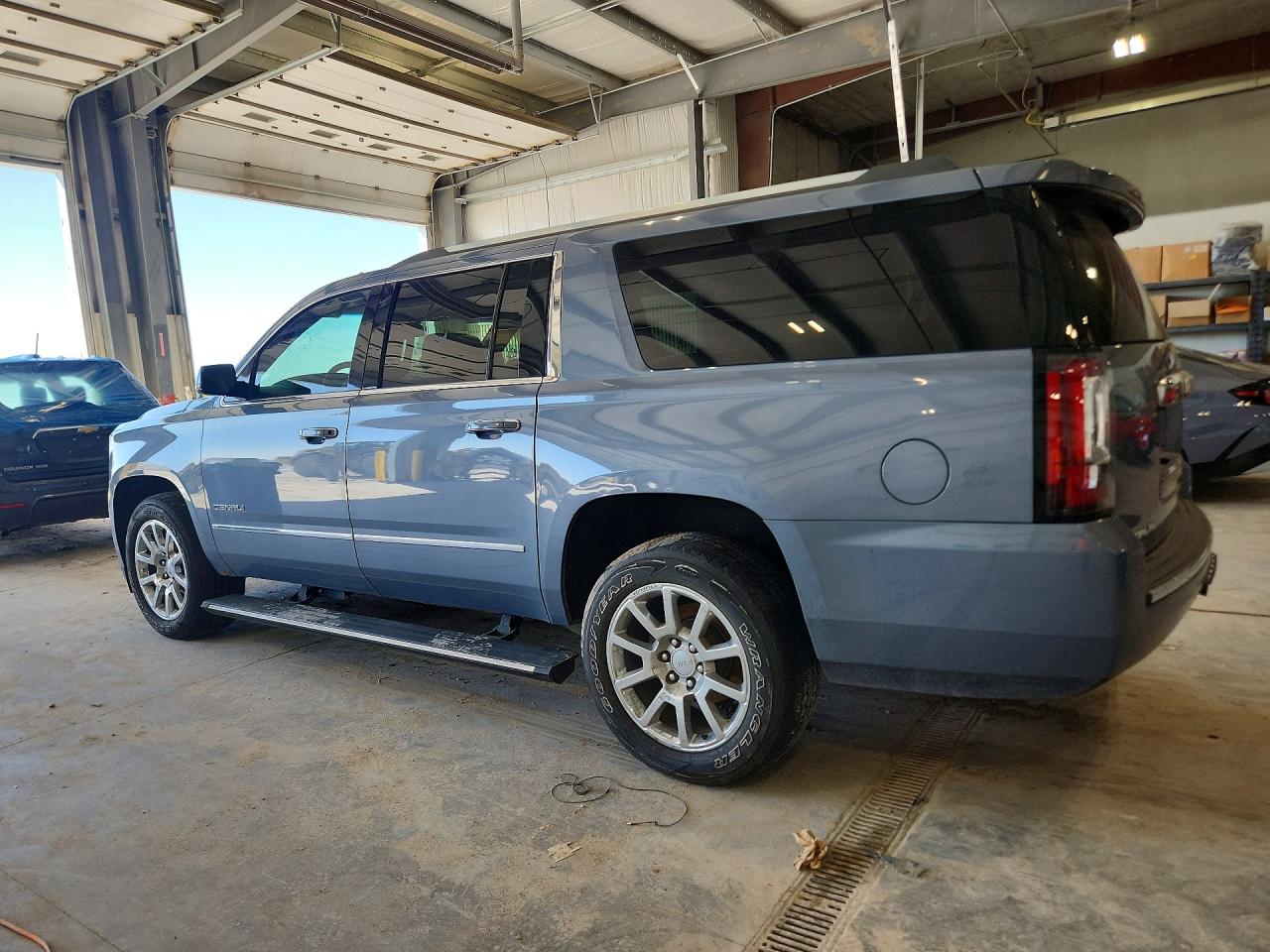 GMC Yukon Denali