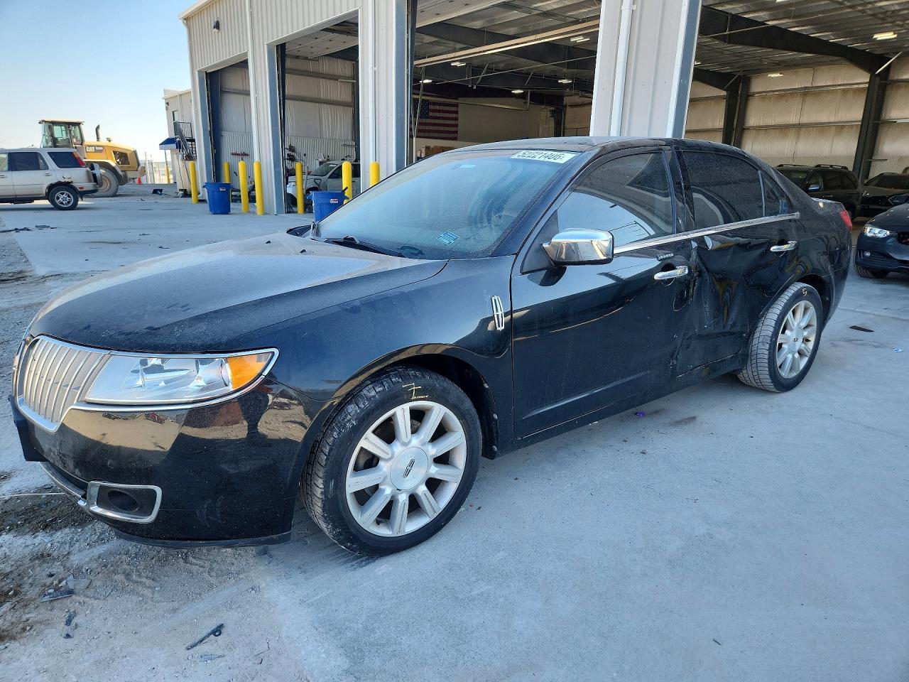 Salvage Lincoln MKZ Image