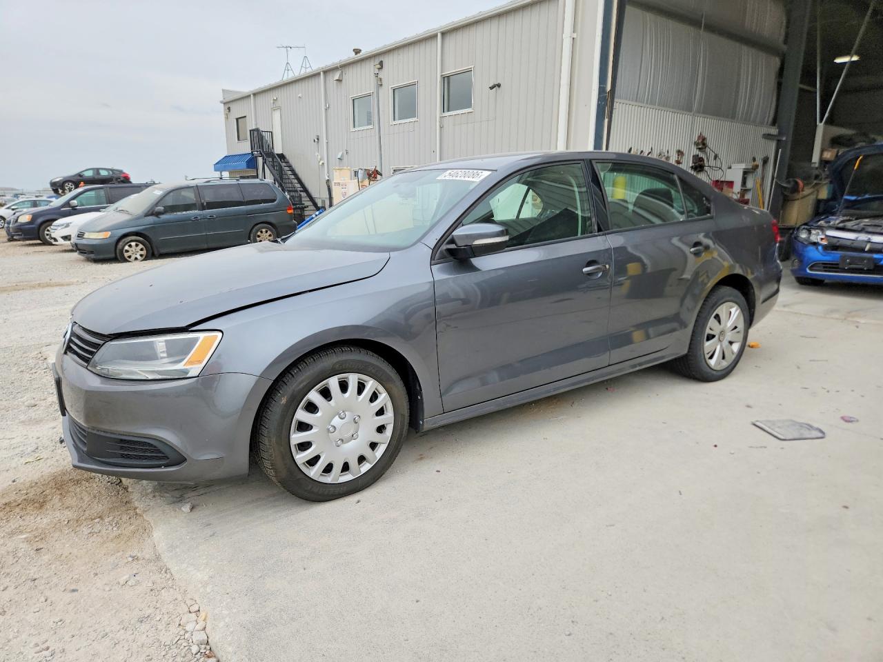 Salvage Volkswagen Jetta Image