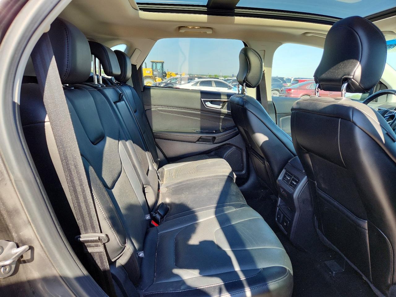 Ford Edge Titanium