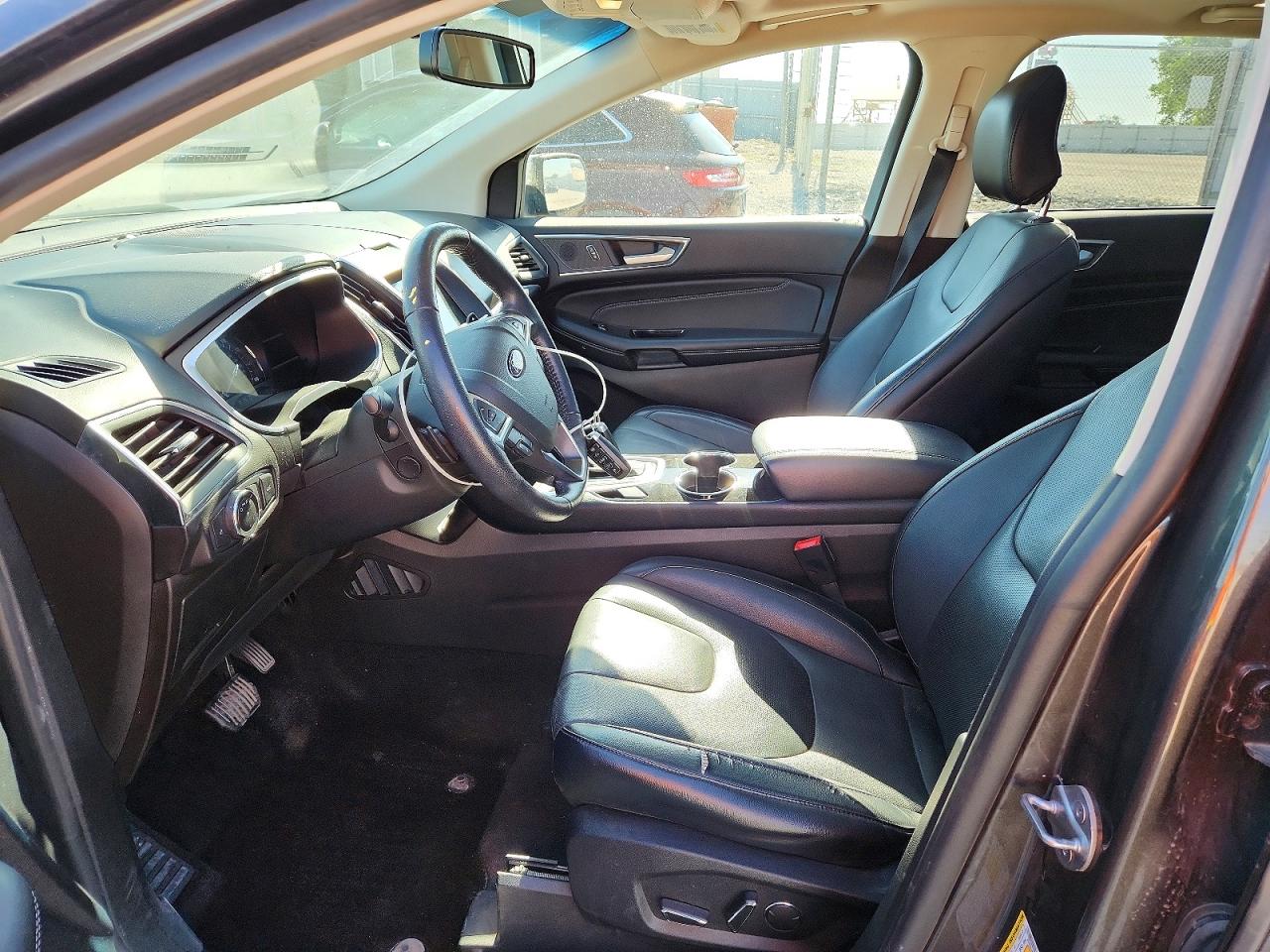 Ford Edge Titanium