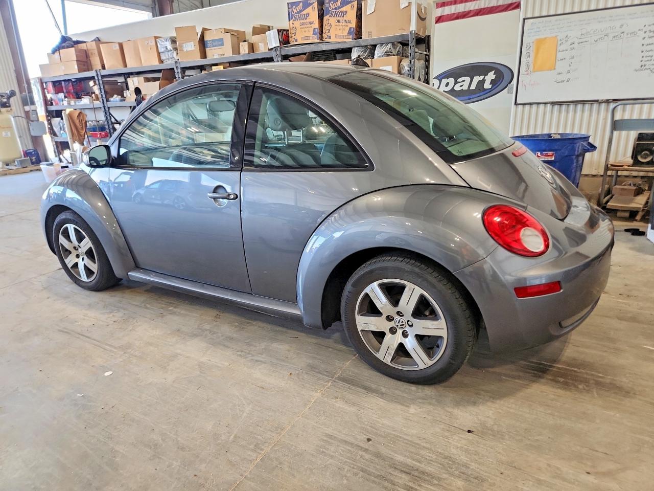 Volkswagen Beetle 2.5l Option Package 1