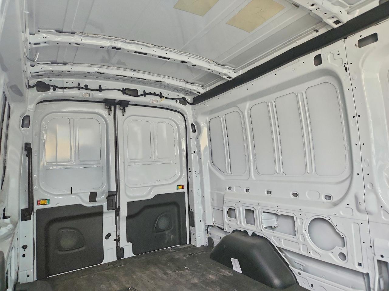 Ford Transit T-250