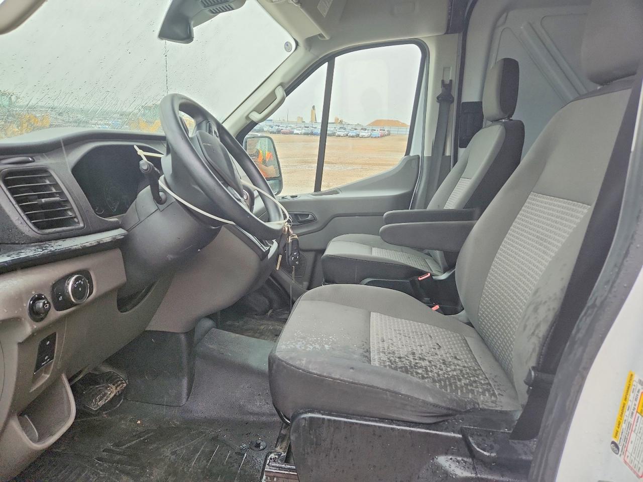 Ford Transit T-250