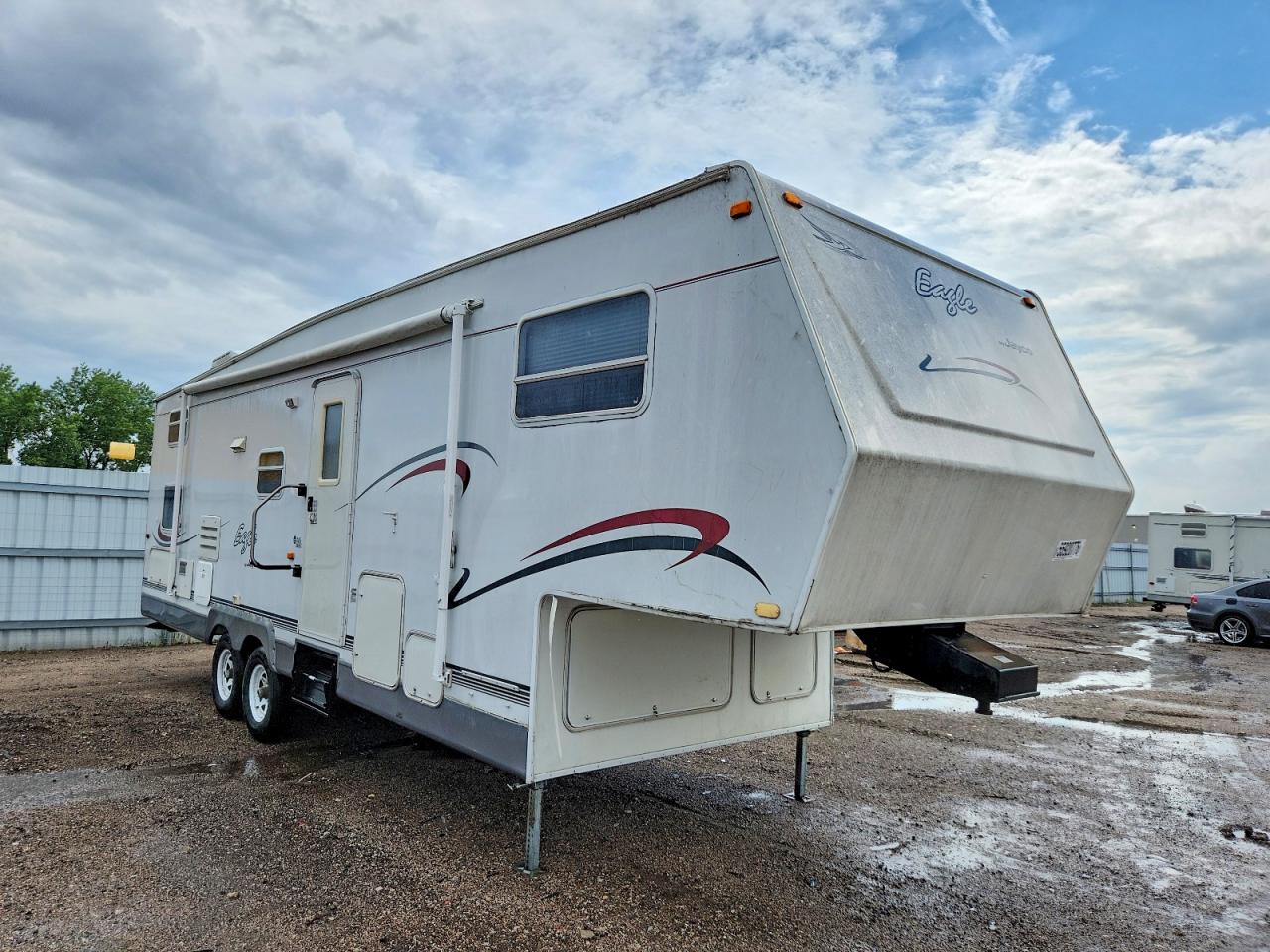 Salvage Jayco Eagle Image