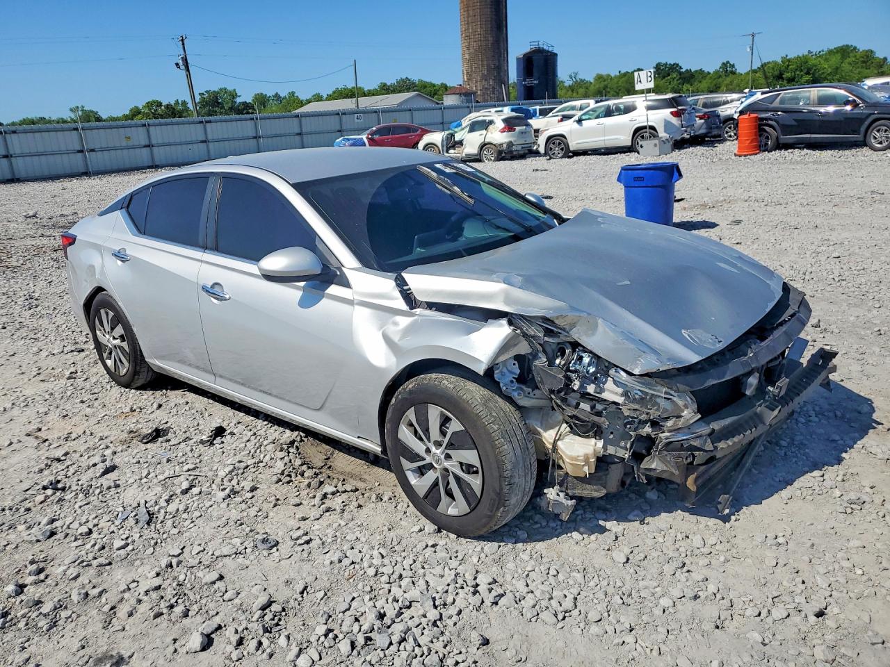 Nissan Altima S