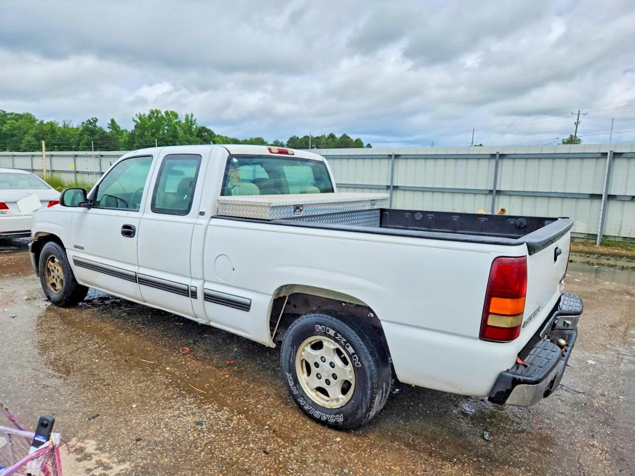 Chevrolet Silverado C1500