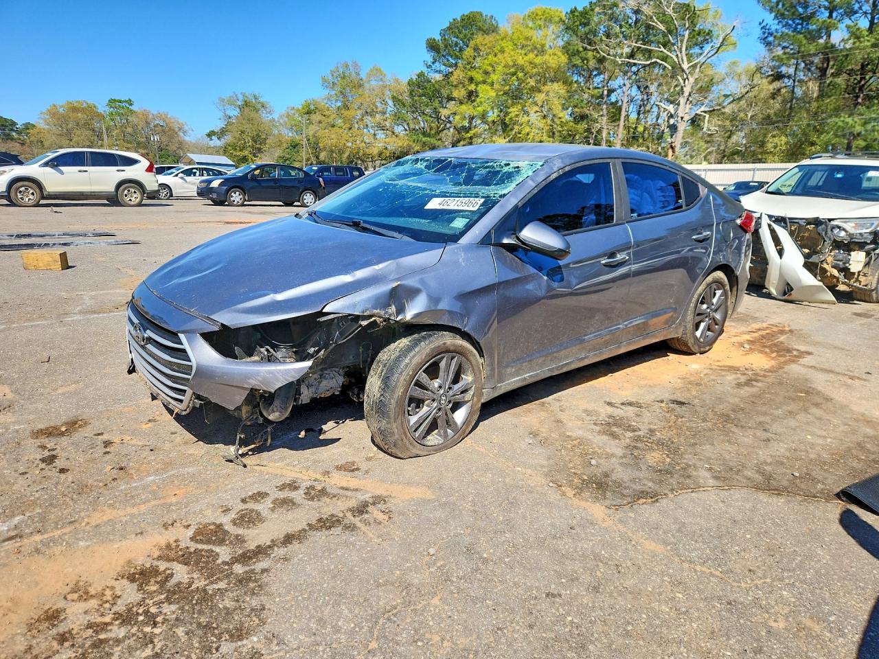 Salvage Hyundai ELANTRA Image