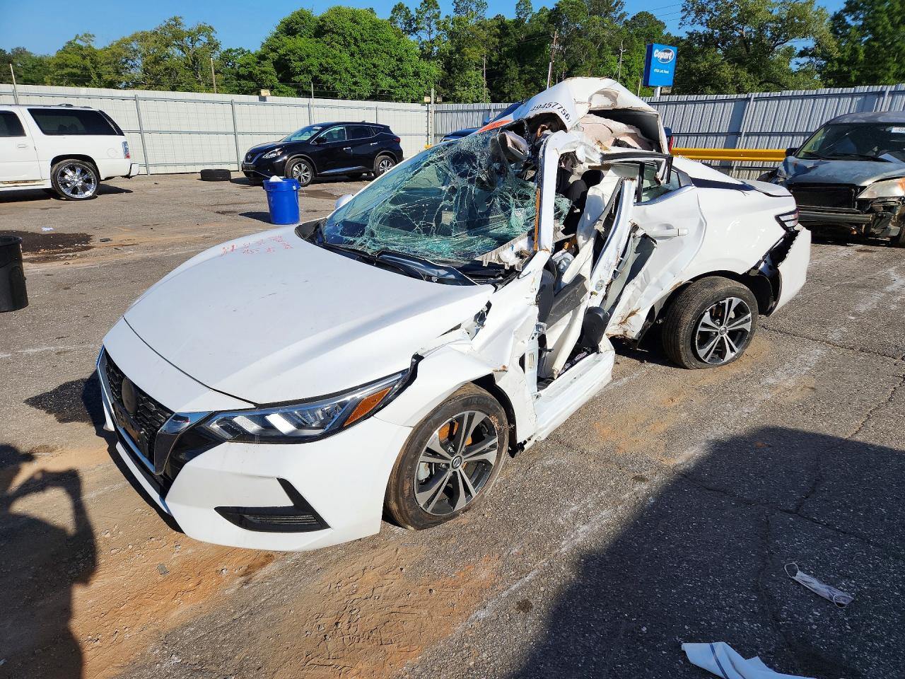 Salvage Nissan Sentra Image