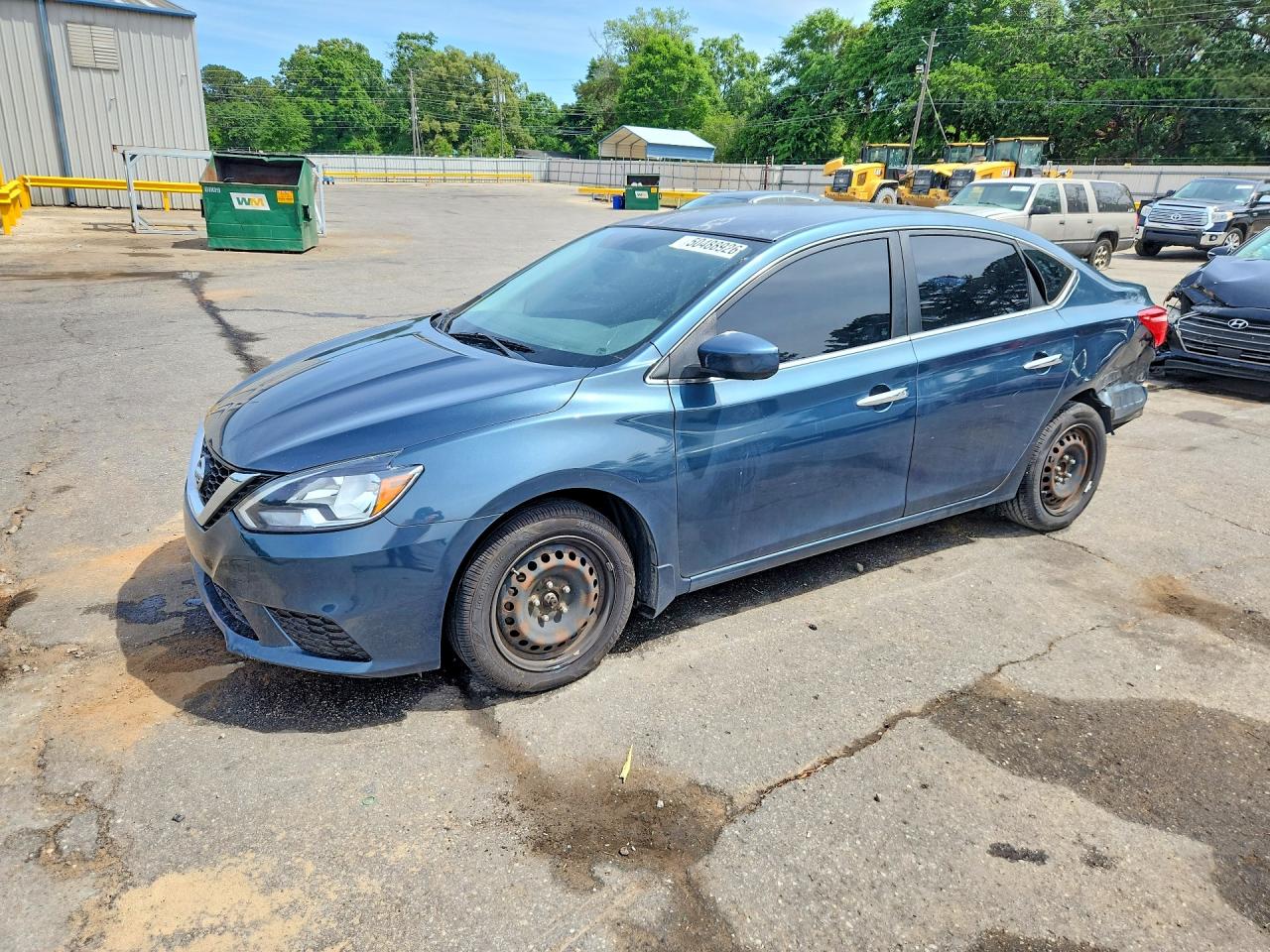 Salvage Nissan Sentra Image