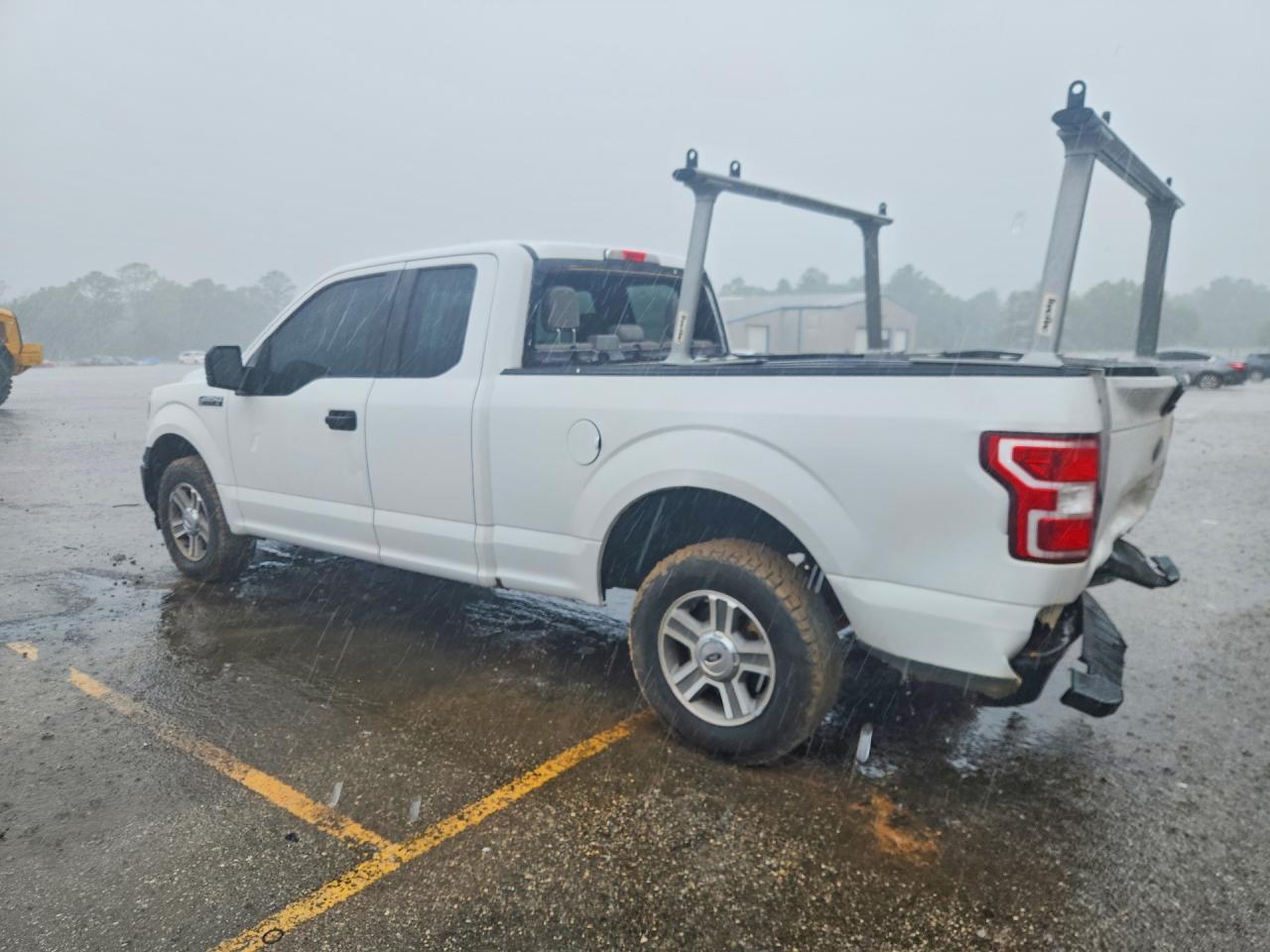 Ford F-150 Super Cab