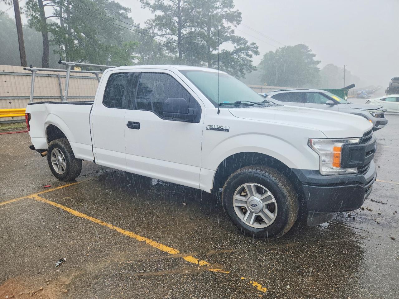 Ford F-150 Super Cab