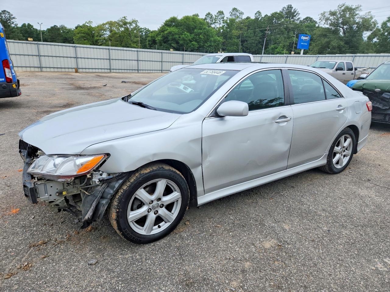 Salvage Toyota Camry Image