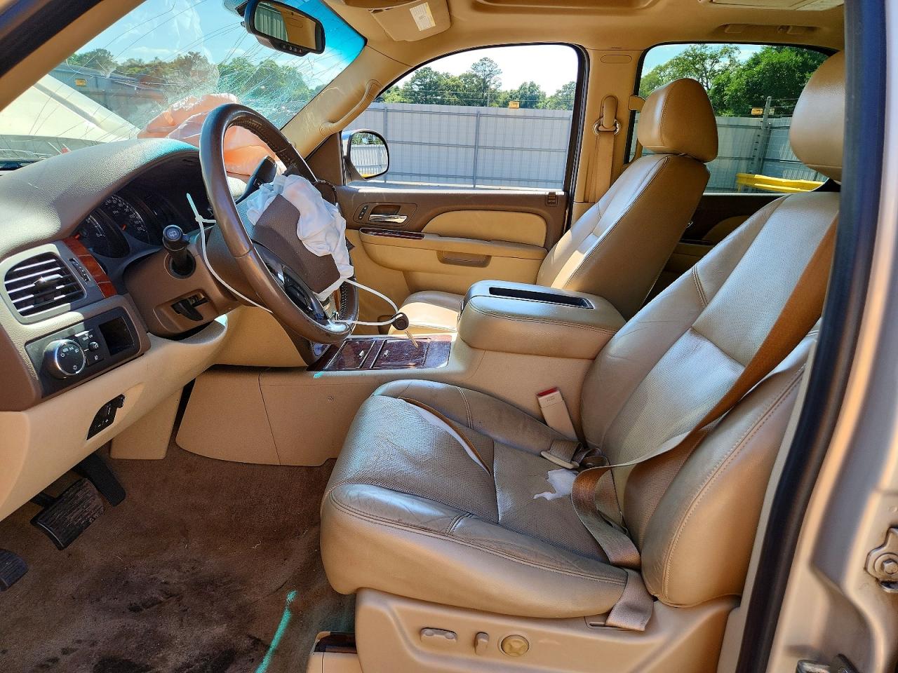 Chevrolet Tahoe C1500 Ltz