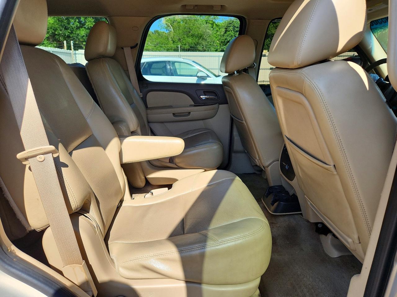 Chevrolet Tahoe C1500 Ltz