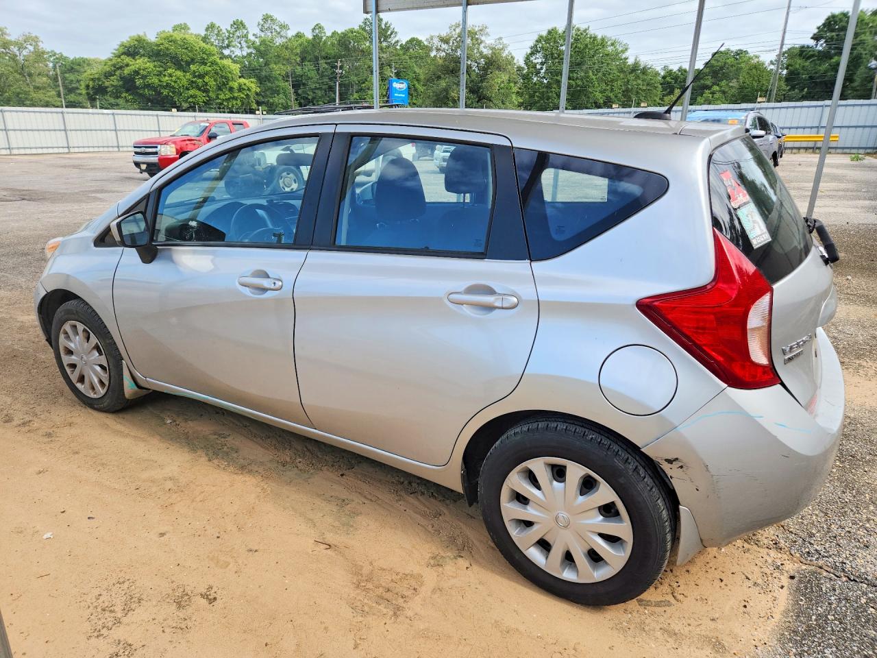 Nissan Versa Sv