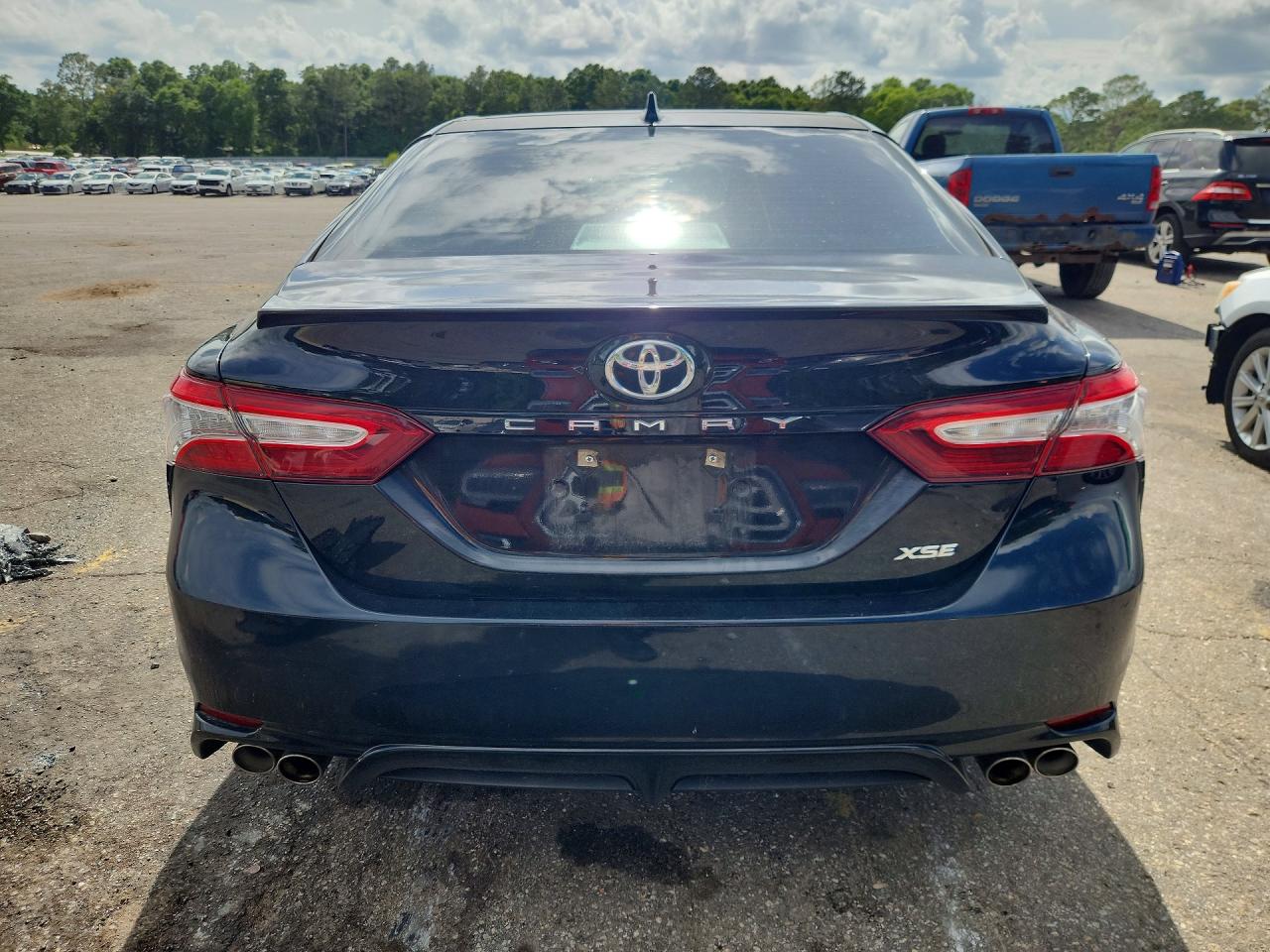 Toyota Camry Xse
