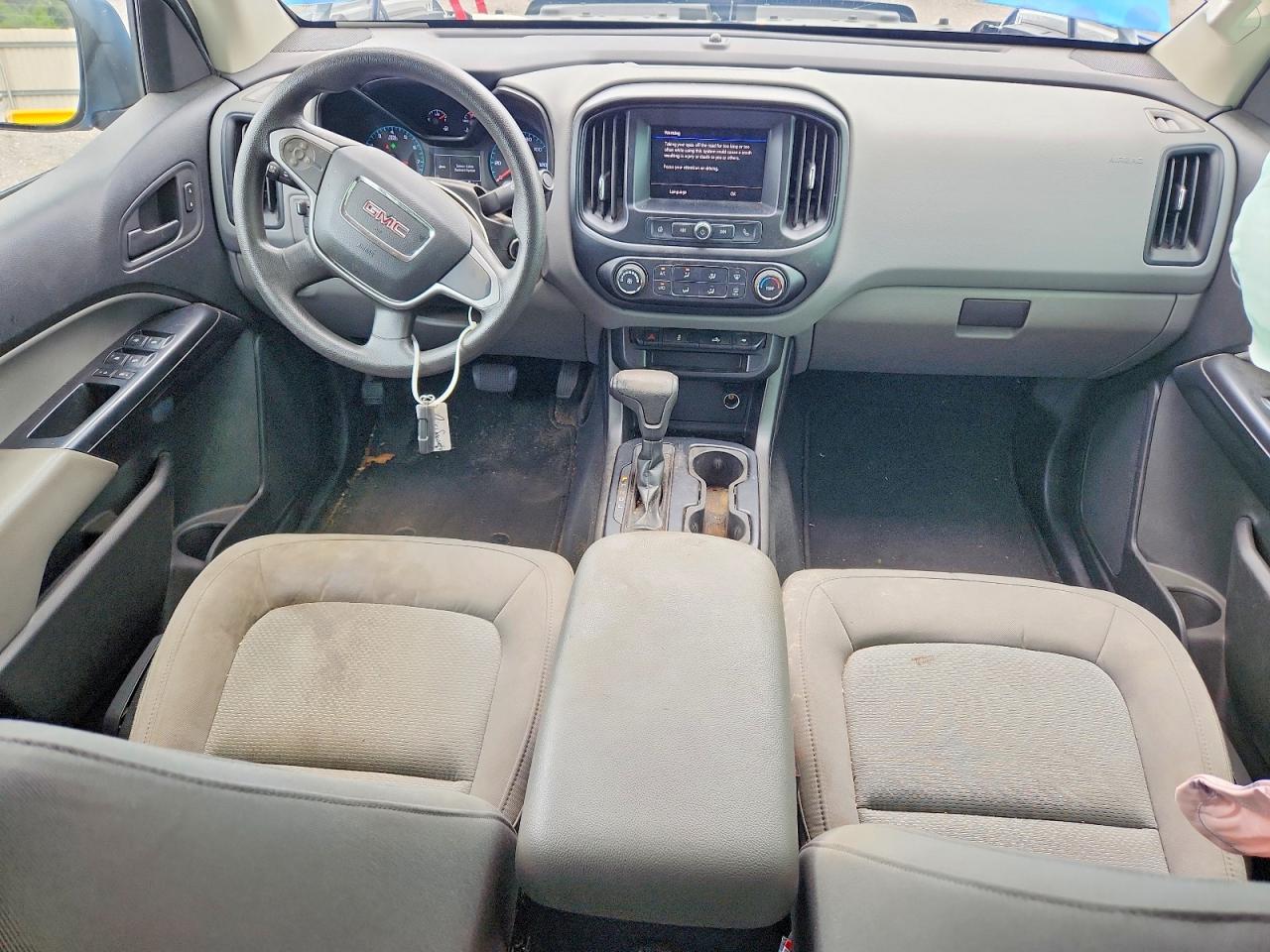 GMC Canyon Elevation