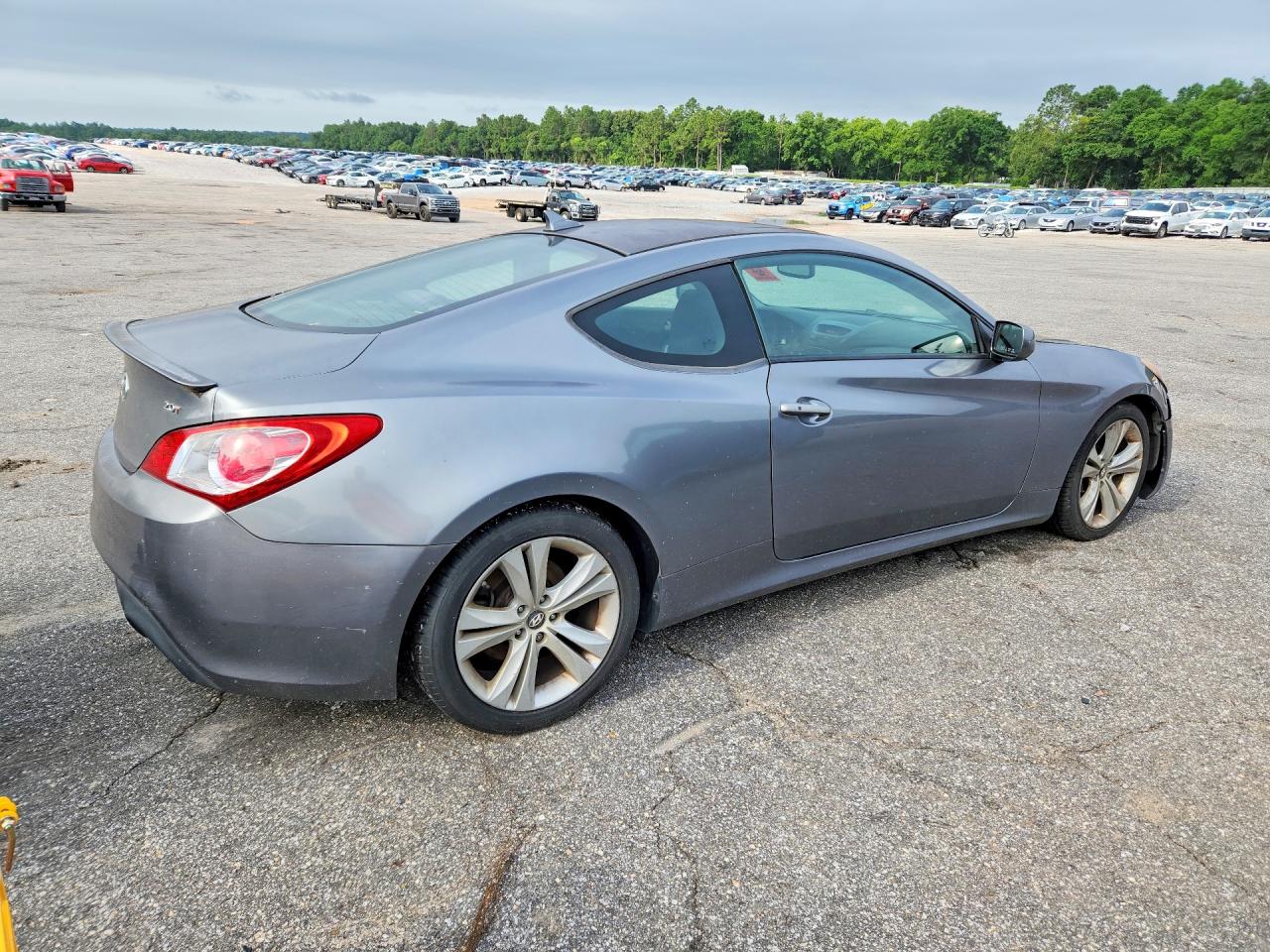 Hyundai Genesis 2.0t