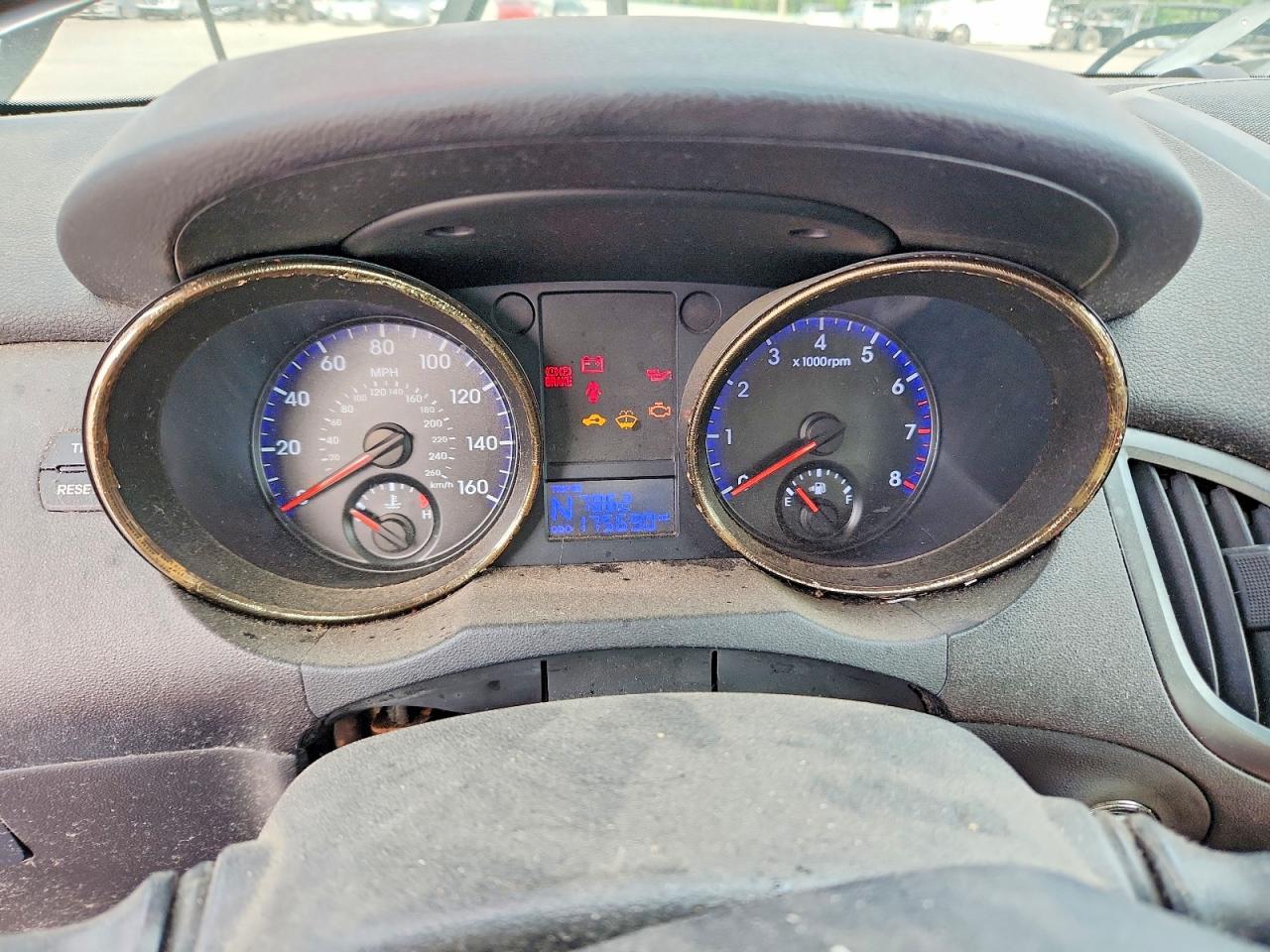 Hyundai Genesis 2.0t