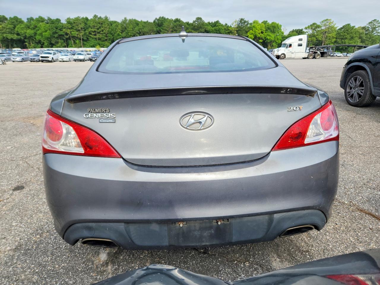 Hyundai Genesis 2.0t
