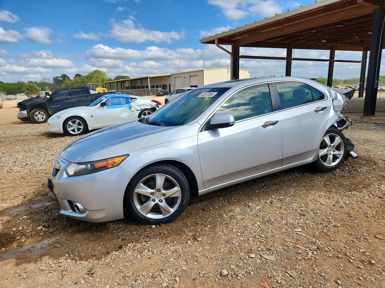 Salvage Acura TSX Image